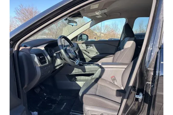 $24498 : Nissan Rogue 2022 SV 4dr Cro image 6