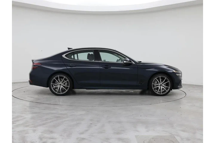 $33998 : Genesis G70 2025 2.5T Standa image 7