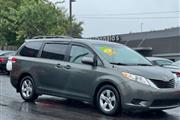 $11995 : 2011 Sienna LE 8-Passenger thumbnail