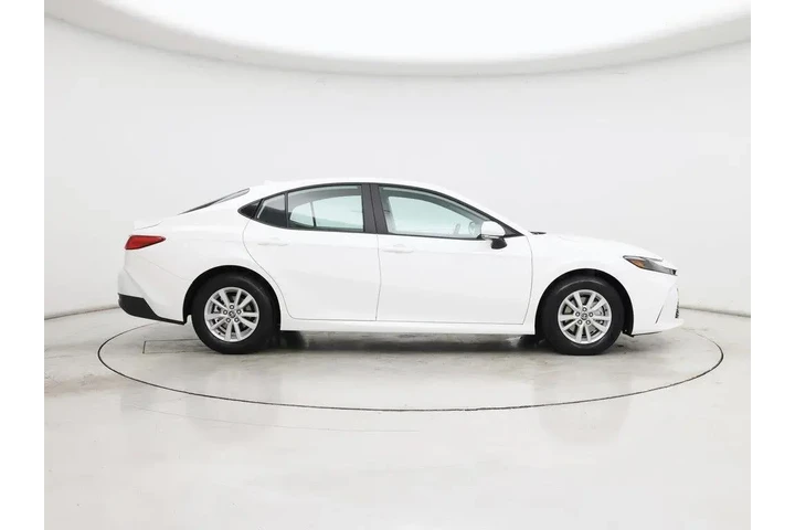 $31998 : Toyota Camry 2026 LE 4dr Sed image 7