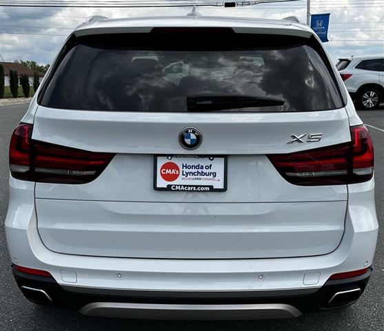 $22784 : PRE-OWNED 2016 X5 XDRIVE50I image 4