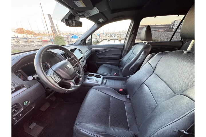 $18988 : 2019 Passport EX-L image 10