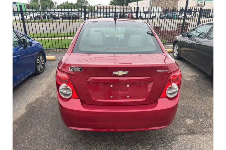 2014 Sonic LS Auto image 3