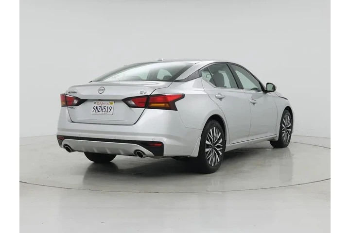 $21998 : Nissan Altima 2024 2.5 SV 4d image 8