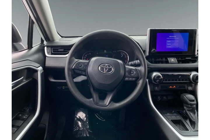 $35572 : Toyota RAV4 2025 XLE 4dr SUV image 5