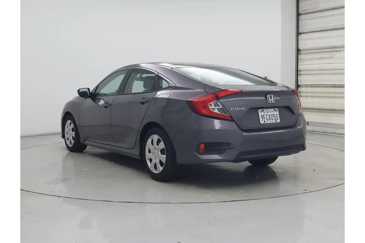 $17998 : Honda Civic 2018 LX 4dr Seda image 2