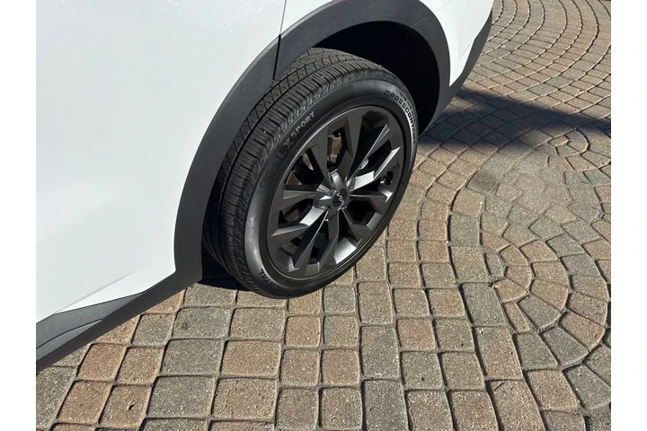 $38998 : 2022 Sorento X-Line SX Presti image 10