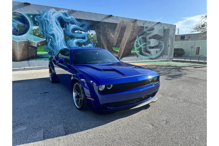 $31999 : 2018 Challenger 392 HEMI Scat image 4