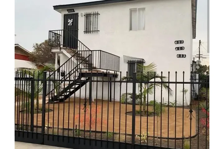 $1450 : Available 1Bedroom Apt  in LA image 2