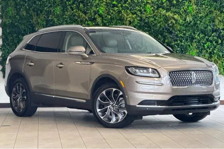 $32031 : Lincoln Nautilus 2021 AWD Re image 1