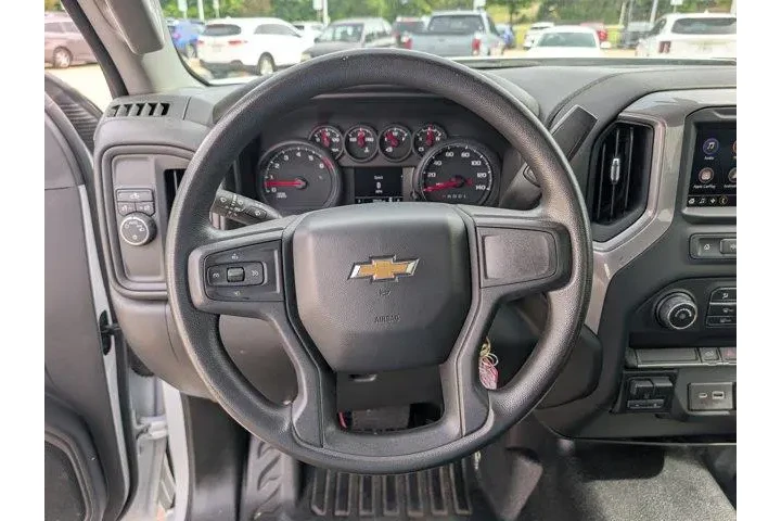 $39995 : Chevrolet Silverado 2500HD 2 image 5