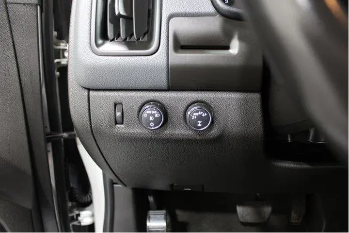 $25982 : Chevrolet Colorado 2018 4x4 image 9