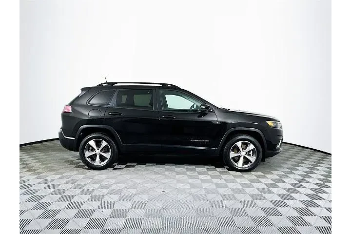 $28999 : Jeep Cherokee 2022 4x4 Limit image 8