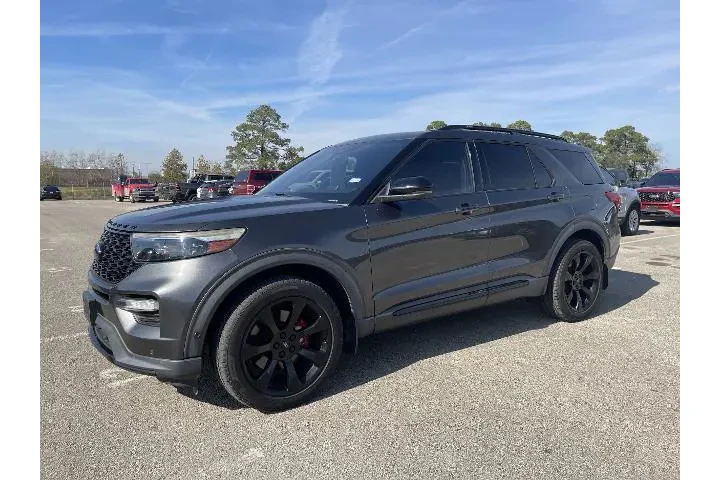 $26988 : Ford Explorer 2020 AWD ST 4d image 4