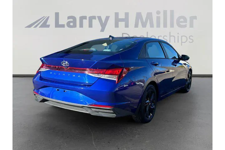 $18624 : Hyundai ELANTRA 2022 SEL 4dr image 5