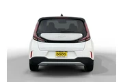 $16801 : Kia Soul 2024 S 4dr Crossove thumbnail