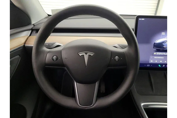 $35998 : Tesla Model Y 2024 Long Rang image 10