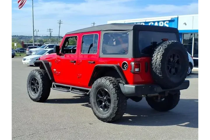 $25398 : Jeep Wrangler Unlimited 2021 image 4