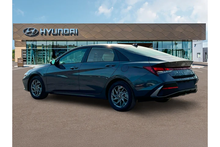 $19987 : Hyundai ELANTRA 2024 SEL 4dr image 4