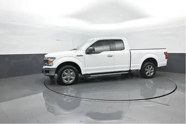 $12156 : Ford F-150 2018 4x2 Lariat 4 image 4