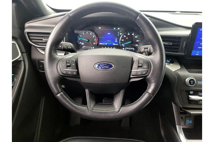 $26998 : Ford Explorer 2020 AWD XLT 4 image 10