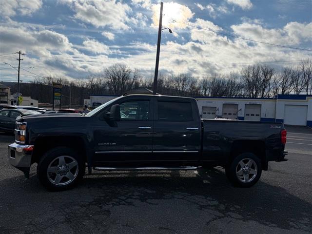 $22990 : 2015 Silverado 2500HD image 6