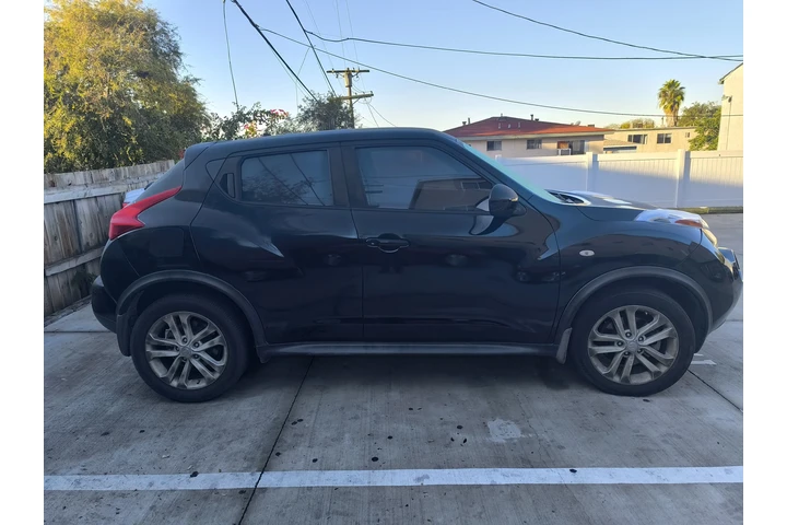 $4500 : Vendo Nissan  juke 2013 image 1