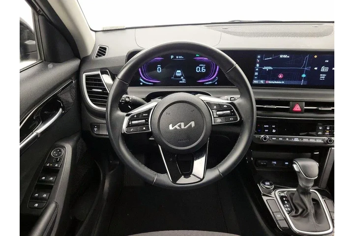 $21998 : Kia Seltos 2025 S 4dr SUV image 10