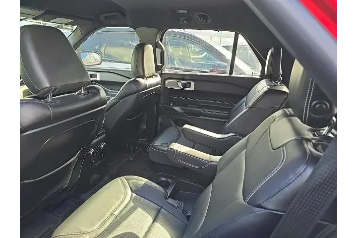 $22730 : Ford Explorer 2020 AWD ST 4d image 9