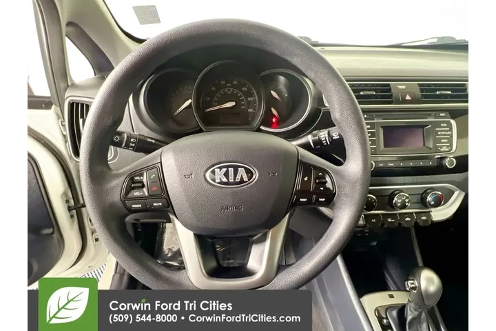 $8499 : Kia Rio 2017 LX 4dr Sedan 6A image 7