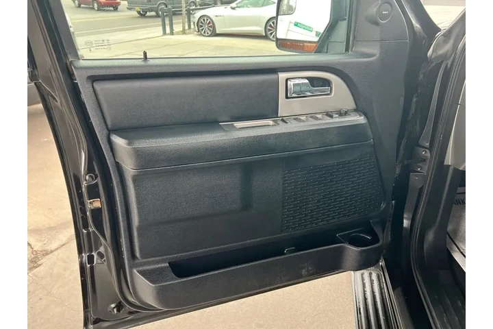 2015 Expedition EL XLT 4WD image 10