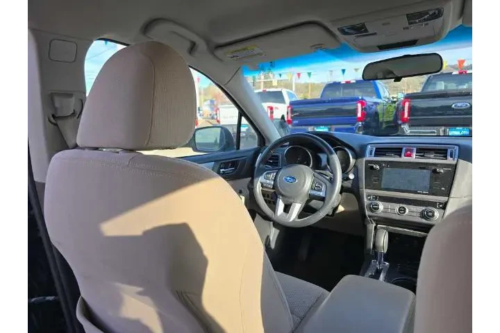 $14000 : Subaru Outback 2017 AWD 2.5i image 10