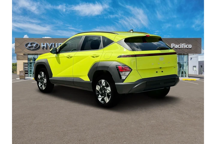$23499 : Hyundai KONA 2025 AWD SEL 4d image 5