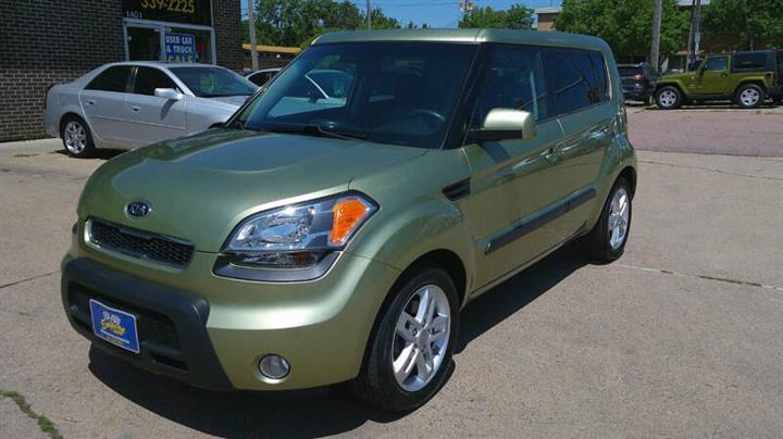 $8999 : 2011 Soul + image 4