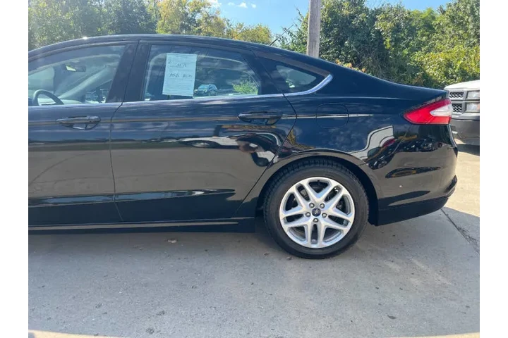 $6495 : 2016 Fusion SE image 9