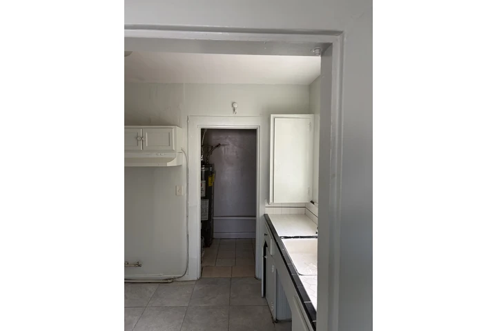 $875 : 1 bedrm in bakersfield for ren image 3