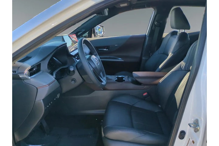 $37300 : Toyota Venza 2024 AWD LE 4dr image 9