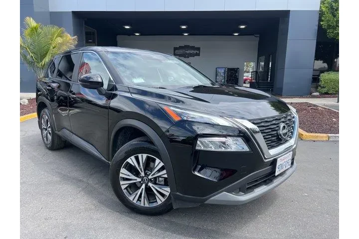 $21399 : Nissan Rogue 2023 SV 4dr Cro image 1