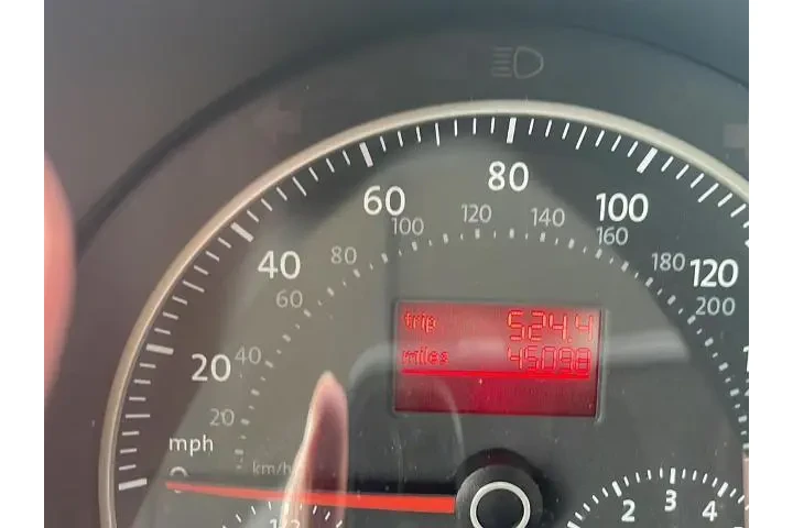 $10999 : Volkswagen New Beetle 2008 S image 9