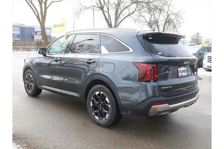 $24490 : Kia Sorento 2024 S 4dr SUV image 7