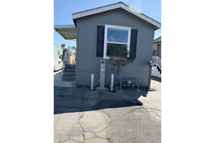 $2600 : Casa Mobil Gardena-Carson image 1