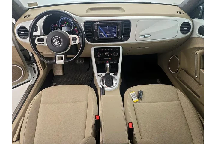 $29998 : Volkswagen Beetle Convertibl image 9