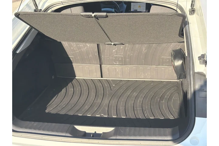 $28980 : Toyota Prius Prime 2023 SE 4 image 8