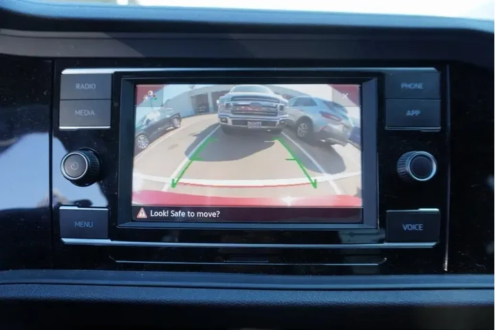 $19988 : Volkswagen Jetta 2024 Sport image 9