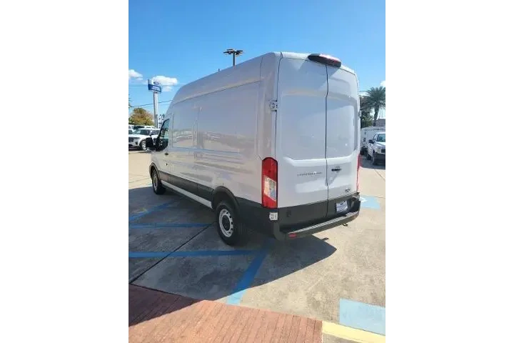 $30865 : Ford Transit 2022 250 3dr LW image 5