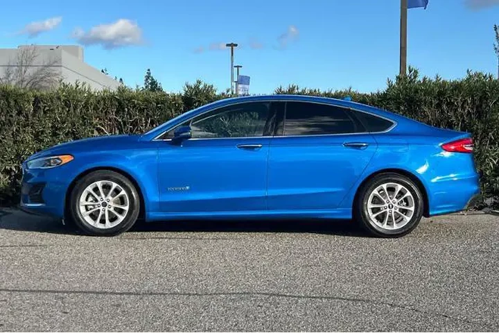 $10095 : Ford Fusion Hybrid 2019 SEL image 5