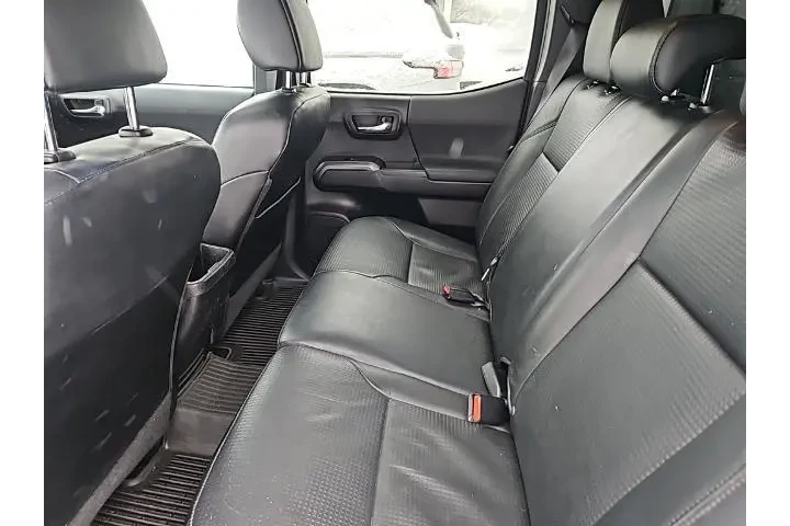 $35329 : Toyota Tacoma 2020 4x4 TRD O image 6