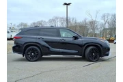 $39892 : Toyota Highlander 2023 AWD L thumbnail