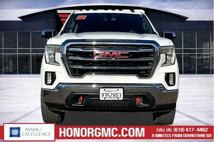 $26888 : GMC Sierra 1500 2020 4x4 SLE image 2