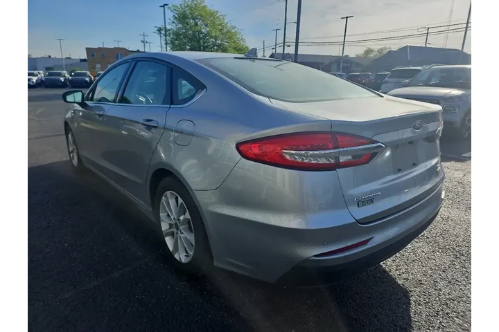 $16178 : Ford Fusion 2020 SE 4dr Seda image 6
